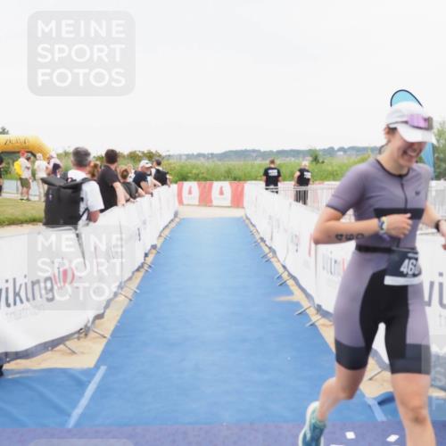 22.06.2025 - Viking Triathlon MichiJ http://msf.ph/oto/8084132 22.06.2025 16:11:04 Ziel 460 meine-sportfotos.de