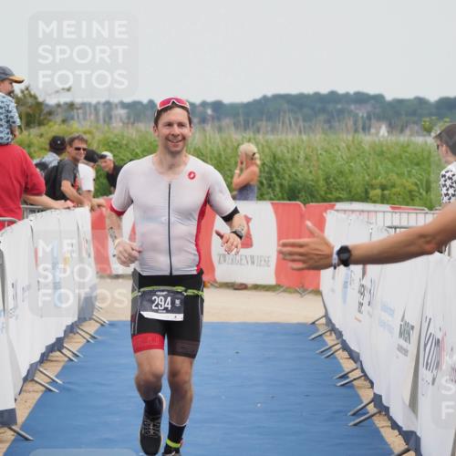 22.06.2025 - Viking Triathlon MichiJ http://msf.ph/oto/8084154 22.06.2025 14:49:51 Ziel 294 meine-sportfotos.de