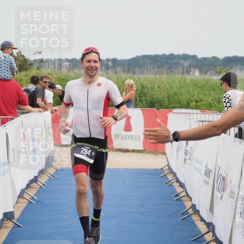 22.06.2025 - Viking Triathlon MichiJ http://msf.ph/oto/8084163 22.06.2025 14:49:51 Ziel 294 meine-sportfotos.de