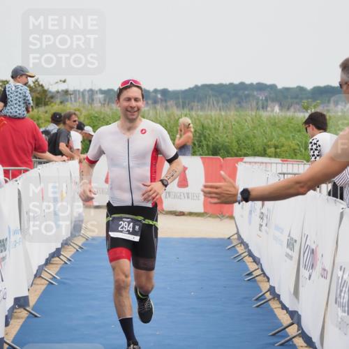 22.06.2025 - Viking Triathlon MichiJ http://msf.ph/oto/8084169 22.06.2025 14:49:51 Ziel 294 meine-sportfotos.de
