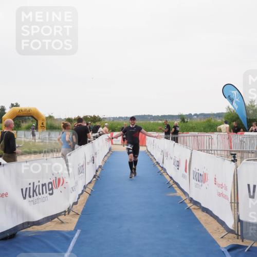 22.06.2025 - Viking Triathlon MichiJ http://msf.ph/oto/8084179 22.06.2025 16:19:40 Ziel 191 meine-sportfotos.de