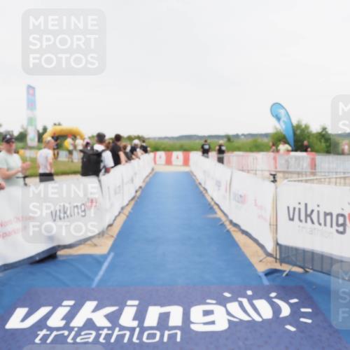 22.06.2025 - Viking Triathlon MichiJ http://msf.ph/oto/8084180 22.06.2025 16:11:04 Ziel 460 meine-sportfotos.de
