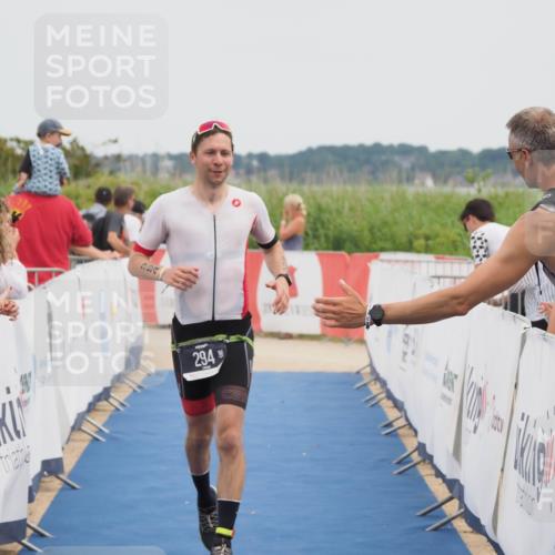 22.06.2025 - Viking Triathlon MichiJ http://msf.ph/oto/8084183 22.06.2025 14:49:51 Ziel 294 meine-sportfotos.de