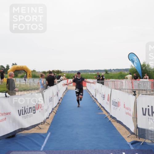 22.06.2025 - Viking Triathlon MichiJ http://msf.ph/oto/8084194 22.06.2025 16:19:40 Ziel 191 meine-sportfotos.de