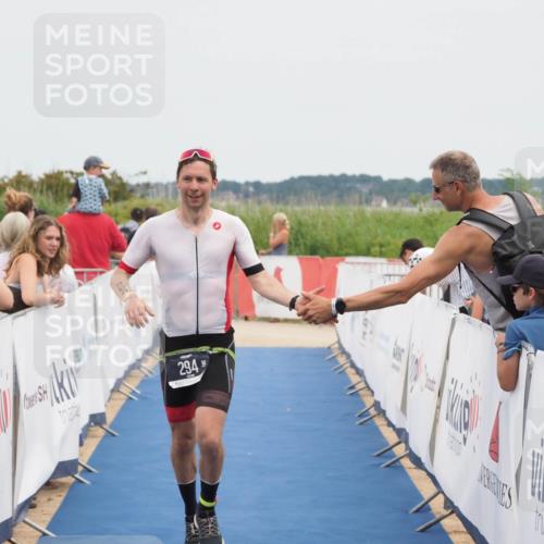 22.06.2025 - Viking Triathlon MichiJ http://msf.ph/oto/8084215 22.06.2025 14:49:52 Ziel 294 meine-sportfotos.de