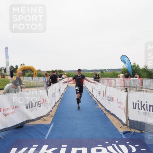 22.06.2025 - Viking Triathlon MichiJ http://msf.ph/oto/8084217 22.06.2025 16:19:41 Ziel 191, 372 meine-sportfotos.de