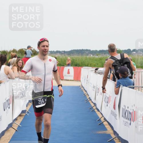 22.06.2025 - Viking Triathlon MichiJ http://msf.ph/oto/8084256 22.06.2025 14:49:52 Ziel 294 meine-sportfotos.de