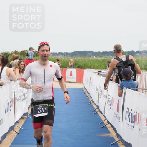22.06.2025 - Viking Triathlon MichiJ http://msf.ph/oto/8084262 22.06.2025 14:49:53 Ziel 294 meine-sportfotos.de