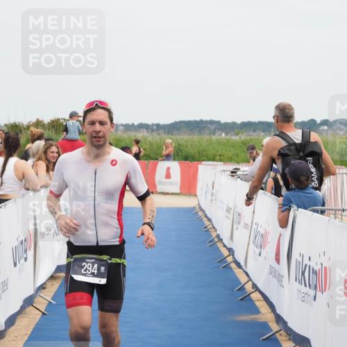 22.06.2025 - Viking Triathlon MichiJ http://msf.ph/oto/8084268 22.06.2025 14:49:53 Ziel 294 meine-sportfotos.de