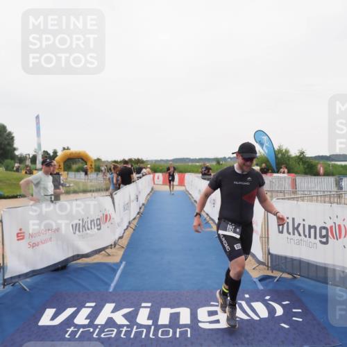 22.06.2025 - Viking Triathlon MichiJ http://msf.ph/oto/8084293 22.06.2025 16:19:42 Ziel 191, 372 meine-sportfotos.de