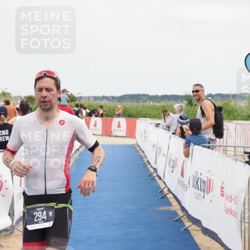 22.06.2025 - Viking Triathlon MichiJ http://msf.ph/oto/8084302 22.06.2025 14:49:53 Ziel 294 meine-sportfotos.de
