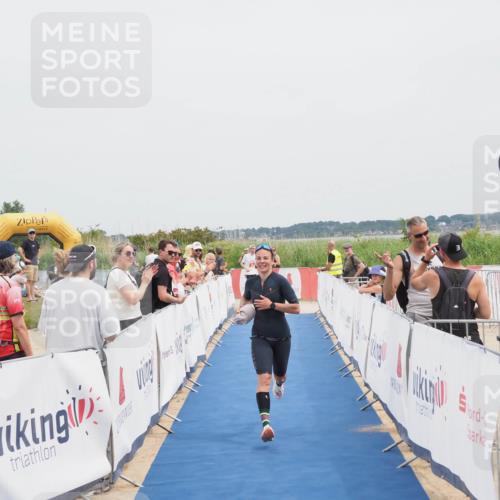 22.06.2025 - Viking Triathlon MichiJ http://msf.ph/oto/8084316 22.06.2025 14:42:17 Ziel 184 meine-sportfotos.de