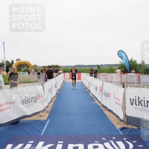 22.06.2025 - Viking Triathlon MichiJ http://msf.ph/oto/8084340 22.06.2025 16:19:44 Ziel 191, 372 meine-sportfotos.de