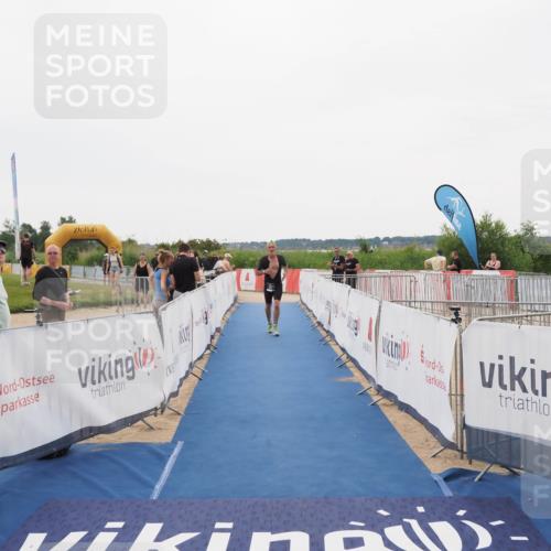 22.06.2025 - Viking Triathlon MichiJ http://msf.ph/oto/8084366 22.06.2025 16:19:44 Ziel 191, 372 meine-sportfotos.de