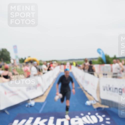 22.06.2025 - Viking Triathlon MichiJ http://msf.ph/oto/8084378 22.06.2025 14:42:18 Ziel 184 meine-sportfotos.de