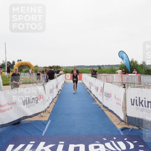 22.06.2025 - Viking Triathlon MichiJ http://msf.ph/oto/8084384 22.06.2025 16:19:45 Ziel 191, 372 meine-sportfotos.de