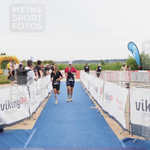 22.06.2025 - Viking Triathlon MichiJ http://msf.ph/oto/8084400 22.06.2025 16:11:35 Ziel 60, 473 meine-sportfotos.de