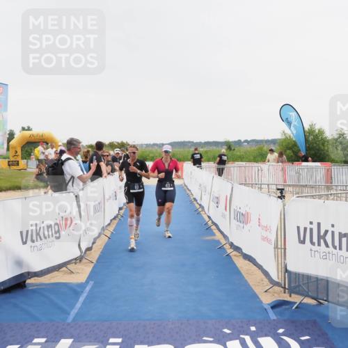 22.06.2025 - Viking Triathlon MichiJ http://msf.ph/oto/8084439 22.06.2025 16:11:36 Ziel 60, 473 meine-sportfotos.de