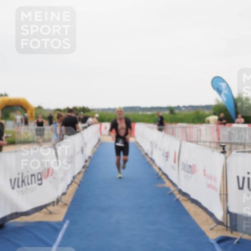 22.06.2025 - Viking Triathlon MichiJ http://msf.ph/oto/8084440 22.06.2025 16:19:46 Ziel 191, 372 meine-sportfotos.de