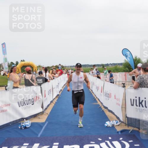 22.06.2025 - Viking Triathlon MichiJ http://msf.ph/oto/8084530 22.06.2025 14:51:13 Ziel 12, 407 meine-sportfotos.de