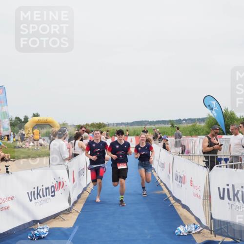 22.06.2025 - Viking Triathlon MichiJ http://msf.ph/oto/8084579 22.06.2025 14:43:03 Ziel 631 meine-sportfotos.de