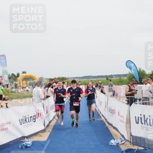 22.06.2025 - Viking Triathlon MichiJ http://msf.ph/oto/8084588 22.06.2025 14:43:03 Ziel 631 meine-sportfotos.de