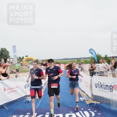 22.06.2025 - Viking Triathlon MichiJ http://msf.ph/oto/8084644 22.06.2025 14:43:04 Ziel 631 meine-sportfotos.de