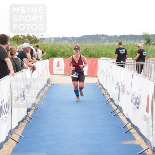 22.06.2025 - Viking Triathlon MichiJ http://msf.ph/oto/8084690 22.06.2025 16:11:46 Ziel 547 meine-sportfotos.de