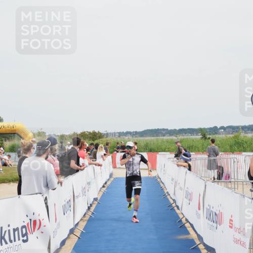 22.06.2025 - Viking Triathlon MichiJ http://msf.ph/oto/8084763 22.06.2025 14:43:19 Ziel 284 meine-sportfotos.de
