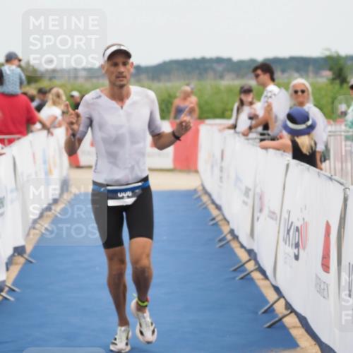 22.06.2025 - Viking Triathlon MichiJ http://msf.ph/oto/8084778 22.06.2025 14:51:20 Ziel 12, 555 meine-sportfotos.de