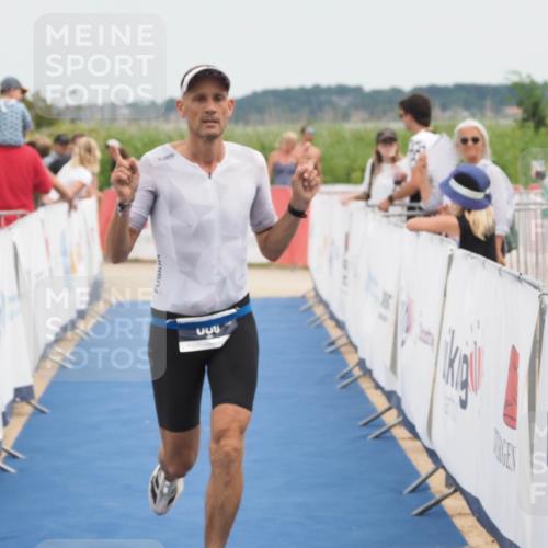 22.06.2025 - Viking Triathlon MichiJ http://msf.ph/oto/8084791 22.06.2025 14:51:20 Ziel 12, 555 meine-sportfotos.de