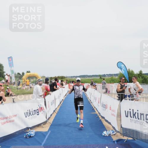 22.06.2025 - Viking Triathlon MichiJ http://msf.ph/oto/8084849 22.06.2025 14:43:20 Ziel 284 meine-sportfotos.de