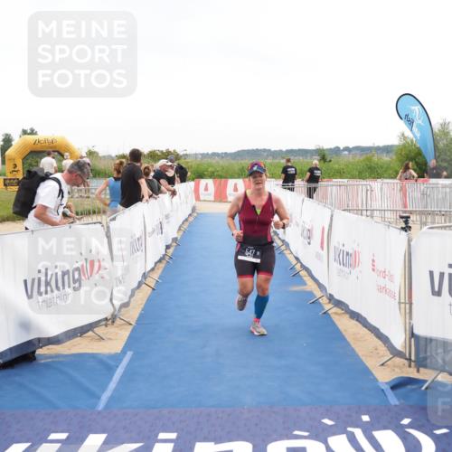 22.06.2025 - Viking Triathlon MichiJ http://msf.ph/oto/8084894 22.06.2025 16:11:49 Ziel 547 meine-sportfotos.de