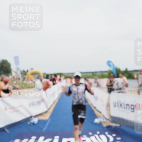 22.06.2025 - Viking Triathlon MichiJ http://msf.ph/oto/8084916 22.06.2025 14:43:21 Ziel 284 meine-sportfotos.de