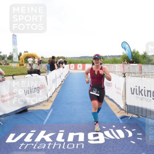 22.06.2025 - Viking Triathlon MichiJ http://msf.ph/oto/8084953 22.06.2025 16:11:50 Ziel 547 meine-sportfotos.de