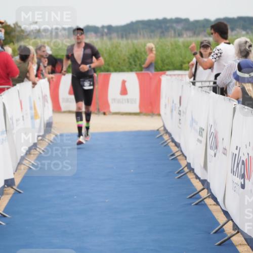 22.06.2025 - Viking Triathlon MichiJ http://msf.ph/oto/8084976 22.06.2025 14:51:35 Ziel 367 meine-sportfotos.de