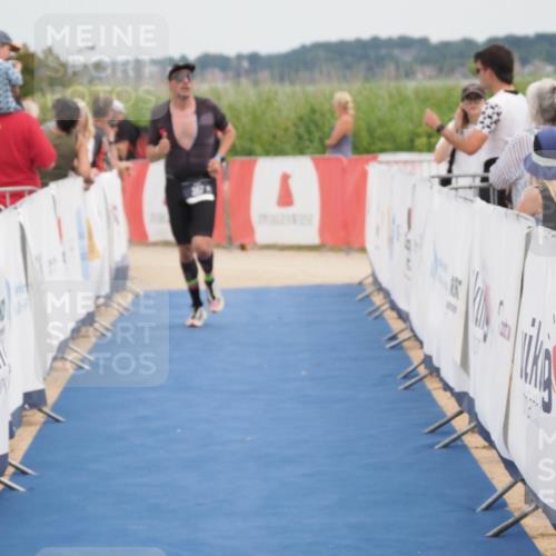 22.06.2025 - Viking Triathlon MichiJ http://msf.ph/oto/8084990 22.06.2025 14:51:35 Ziel 367 meine-sportfotos.de