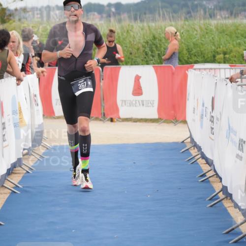 22.06.2025 - Viking Triathlon MichiJ http://msf.ph/oto/8085048 22.06.2025 14:51:36 Ziel 367 meine-sportfotos.de