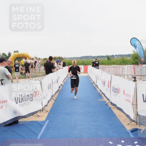 22.06.2025 - Viking Triathlon MichiJ http://msf.ph/oto/8085140 22.06.2025 16:13:15 Ziel 37 meine-sportfotos.de