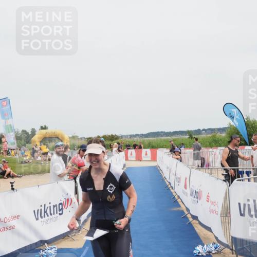 22.06.2025 - Viking Triathlon MichiJ http://msf.ph/oto/8085172 22.06.2025 14:43:36 Ziel 14 meine-sportfotos.de