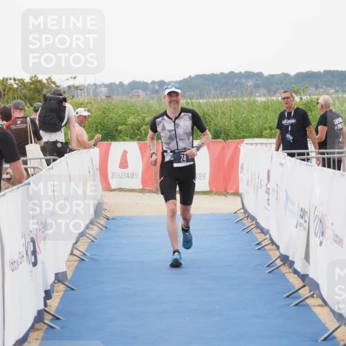 22.06.2025 - Viking Triathlon MichiJ http://msf.ph/oto/8085180 22.06.2025 16:20:29 Ziel 74, 131 meine-sportfotos.de