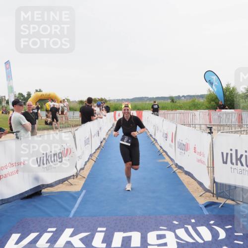 22.06.2025 - Viking Triathlon MichiJ http://msf.ph/oto/8085216 22.06.2025 16:13:16 Ziel 37 meine-sportfotos.de