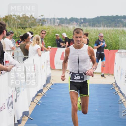 22.06.2025 - Viking Triathlon MichiJ http://msf.ph/oto/8085220 22.06.2025 14:43:59 Ziel 349 meine-sportfotos.de