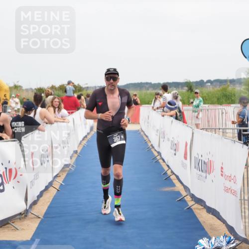 22.06.2025 - Viking Triathlon MichiJ http://msf.ph/oto/8085228 22.06.2025 14:51:39 Ziel 367 meine-sportfotos.de