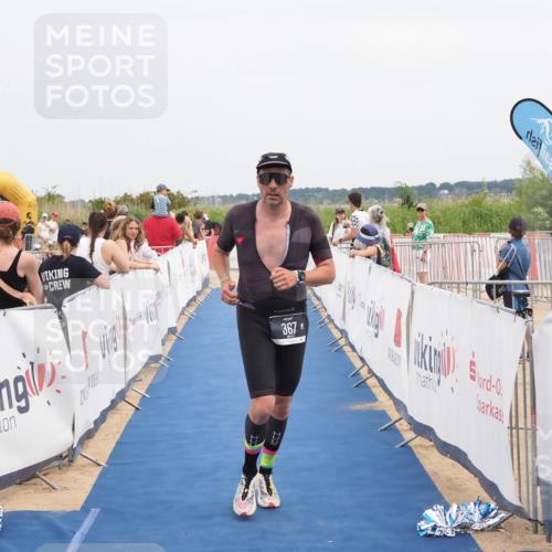 22.06.2025 - Viking Triathlon MichiJ http://msf.ph/oto/8085251 22.06.2025 14:51:40 Ziel 367 meine-sportfotos.de