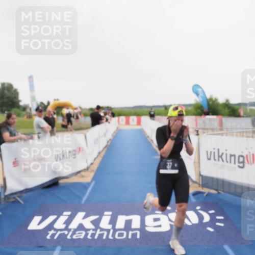 22.06.2025 - Viking Triathlon MichiJ http://msf.ph/oto/8085291 22.06.2025 16:13:17 Ziel 37 meine-sportfotos.de