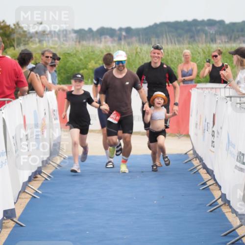 22.06.2025 - Viking Triathlon MichiJ http://msf.ph/oto/8085313 22.06.2025 14:52:10 Ziel 645 meine-sportfotos.de
