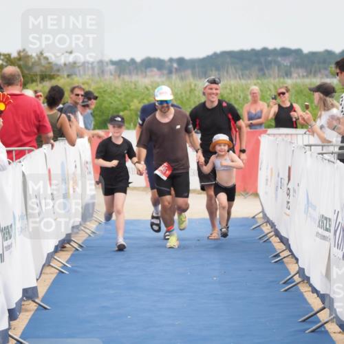 22.06.2025 - Viking Triathlon MichiJ http://msf.ph/oto/8085331 22.06.2025 14:52:10 Ziel 645 meine-sportfotos.de