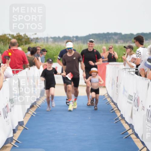 22.06.2025 - Viking Triathlon MichiJ http://msf.ph/oto/8085357 22.06.2025 14:52:11 Ziel 645 meine-sportfotos.de