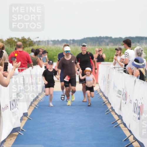 22.06.2025 - Viking Triathlon MichiJ http://msf.ph/oto/8085370 22.06.2025 14:52:11 Ziel 645 meine-sportfotos.de